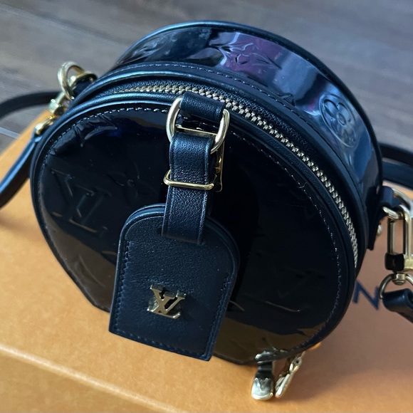 LOUIS VUITTON-AUTHENTIC Black Patent Leather Vernis Mini Boite Chapeau Handbag - Picture 12 of 16